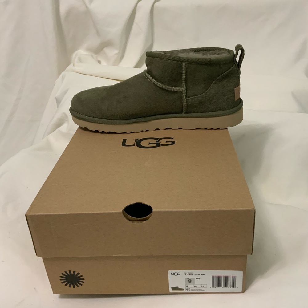 **UGG Classic Ultra Mini…Limited Color** - Picture 5 of 5